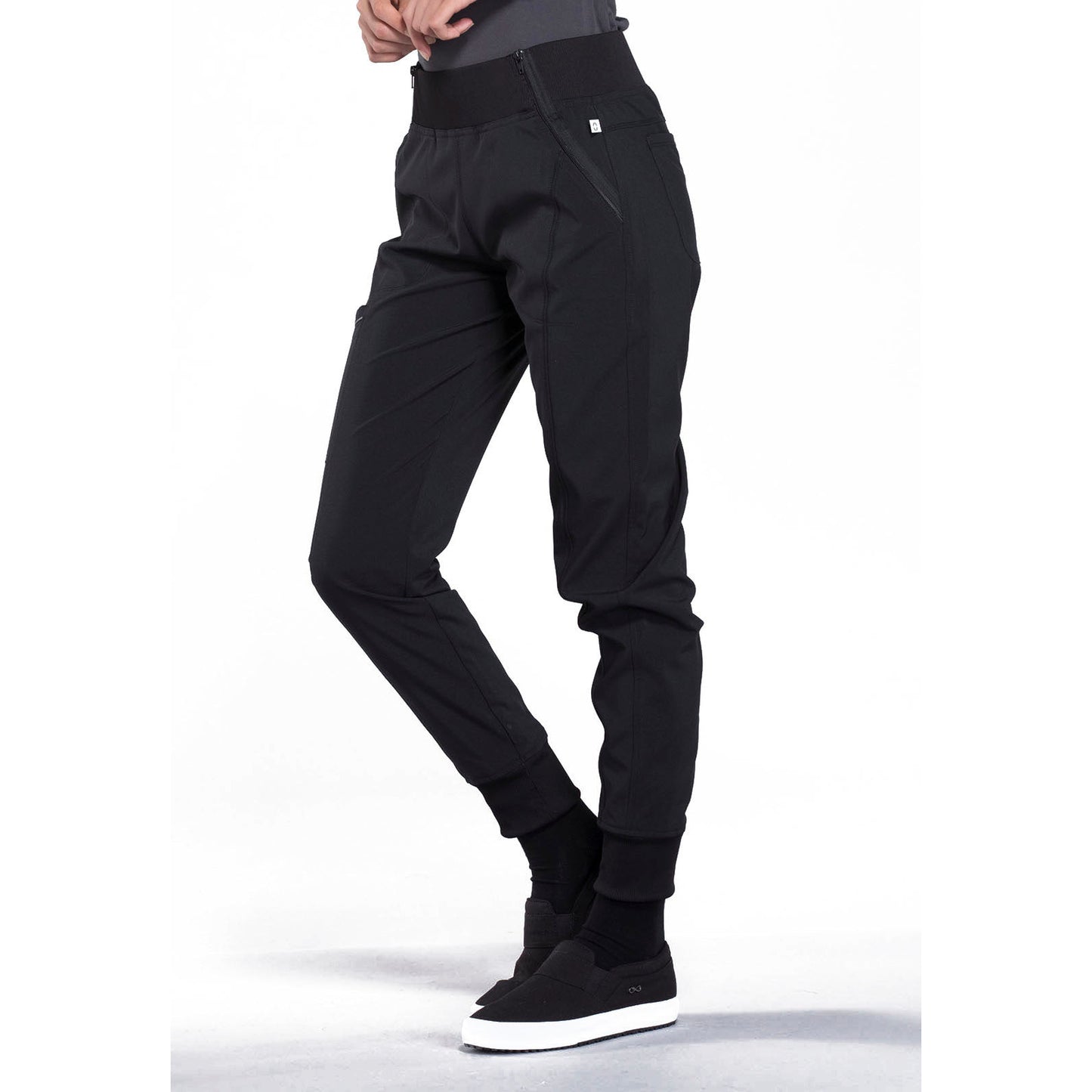 Pantalón Cherokee Infinity Jogger Negro Mujer CK110A 